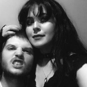 Meet your Posher, Dalilah